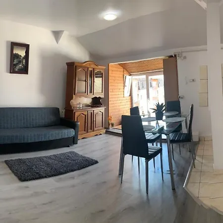 Apartament In Regim Hotelier Apartment *